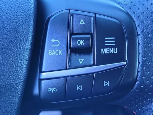 Used 2024 Ford Escape ST-Line AWD/4WD image 9