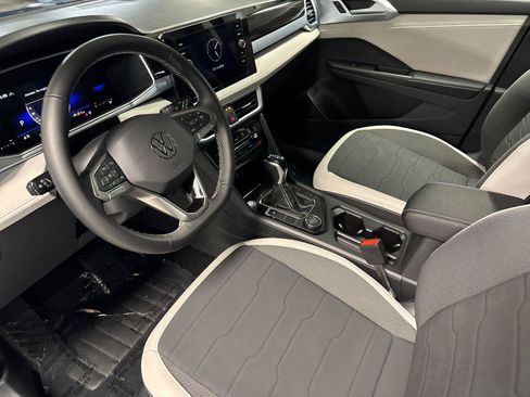 New 2026 Volkswagen Taos SE AWD/4WD image 9
