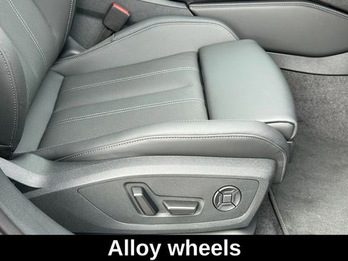 Used 2025 Audi A5 2.0T Prestige image 45