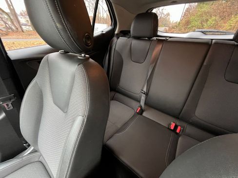 Used 2025 Buick Encore GX Preferred image 33