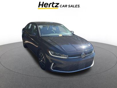 Used 2025 Volkswagen Jetta SE