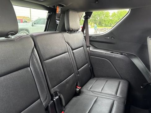 Used 2025 Chevrolet Tahoe LT AWD/4WD image 17