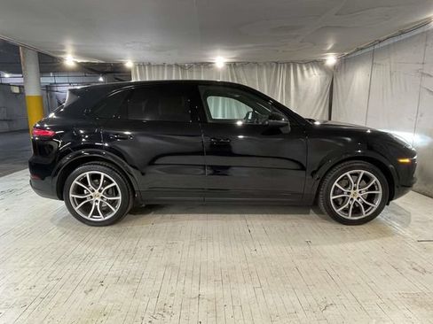 Used 2019 Porsche Cayenne S AWD/4WD image 9