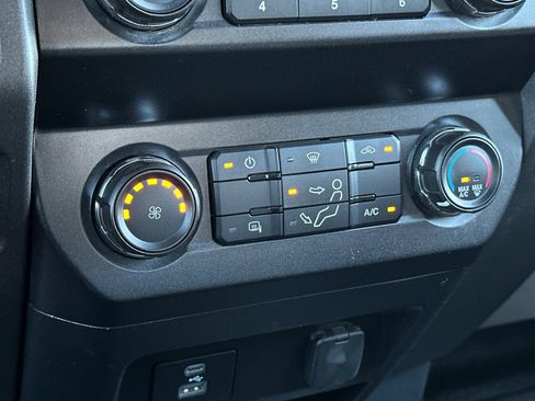 Used 2022 Ford F250 XL w/ Power Equipment Group image 18