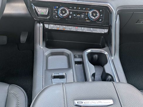 Certified 2026 GMC Sierra 2500 Denali w/ Denali Reserve Package AWD/4WD image 19
