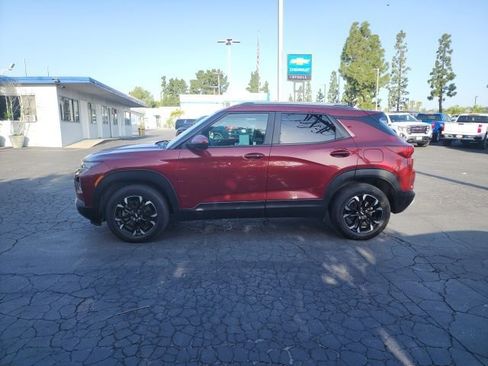 Used 2023 Chevrolet TrailBlazer LT w/ Convenience Package image 4