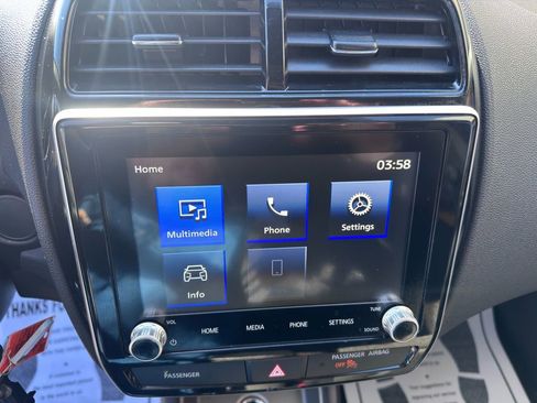 Used 2024 Mitsubishi Outlander Sport LE image 19