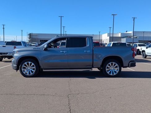Used 2021 Chevrolet Silverado 1500 High Country image 3