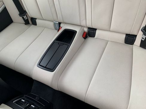 Used 2020 BMW 430i Convertible w/ Convenience Package image 16