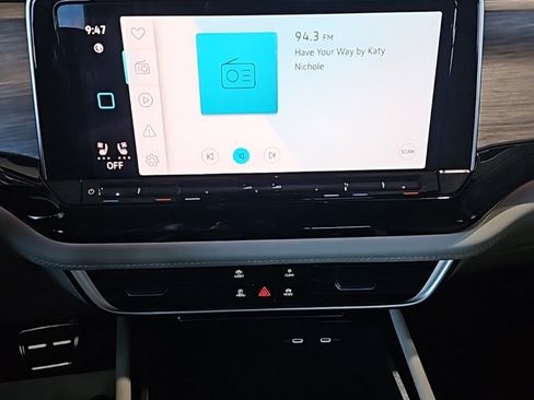 New 2026 Volkswagen Atlas SEL Premium R-Line image 32