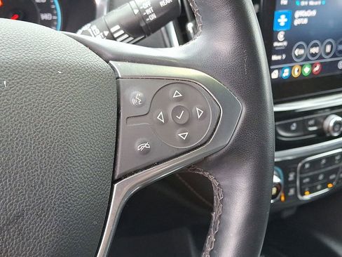 Used 2023 Chevrolet Traverse LT image 22