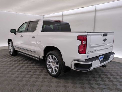 Used 2024 Chevrolet Silverado 1500 High Country w/ High Country Premium Package image 4