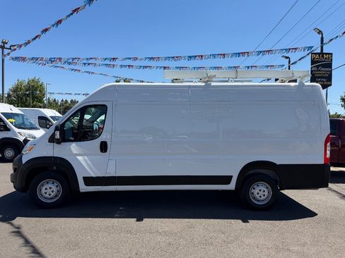 Used 2023 RAM ProMaster 3500 FWD image 4