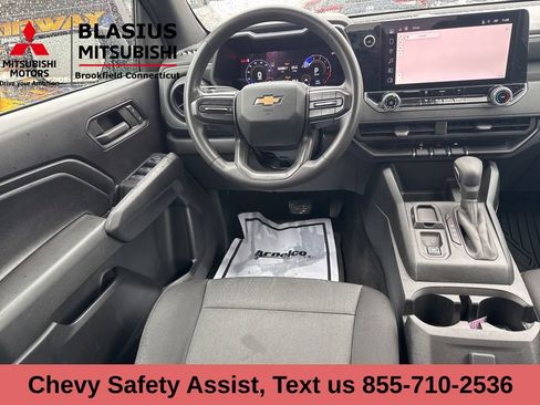 Used 2024 Chevrolet Colorado W/T image 14