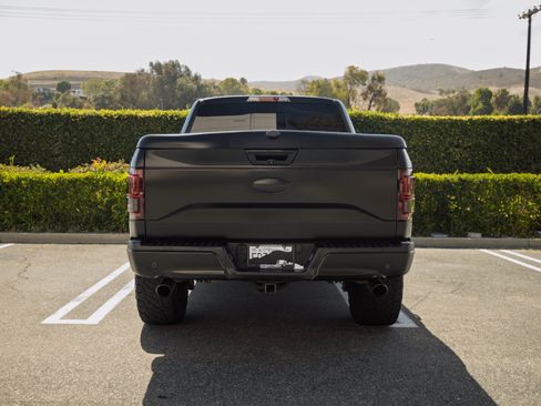 Used 2017 Ford F150 Lariat w/ Equipment Group 502A Luxury AWD/4WD image 6