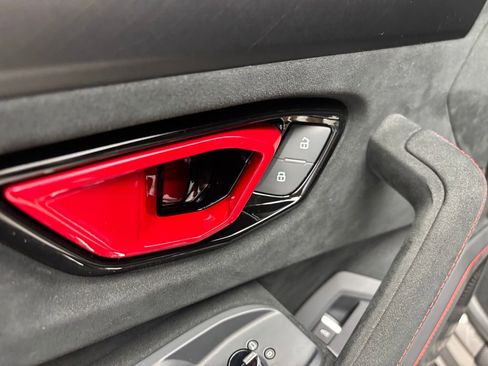 Used 2023 Lamborghini Urus Performante AWD/4WD image 54