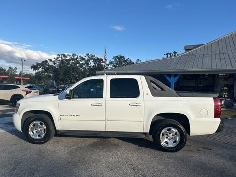 Used 2007 Chevrolet Avalanche LT w/ LT Preferred Equipment Group image 40