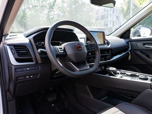 New 2026 Nissan Rogue SV AWD/4WD image 22