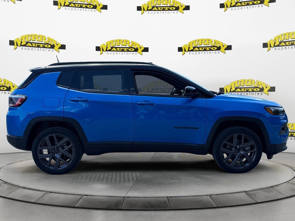 New 2025 Jeep Compass Limited w/ Sun & Sound Group AWD/4WD image 6