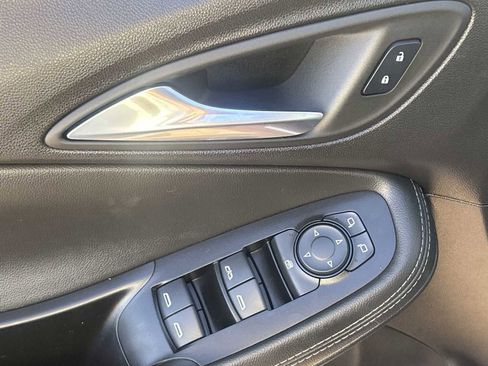 Used 2023 Buick Encore GX Select w/ Sport Touring Package image 22