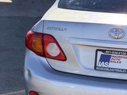 Used 2010 Toyota Corolla image 6