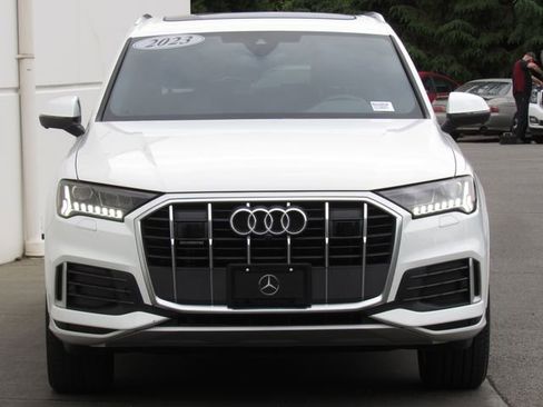 Used 2023 Audi Q7 2.0T Premium Plus w/ Premium Plus Package AWD/4WD image 2