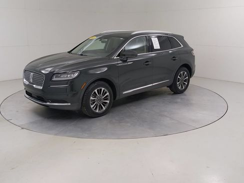 Used 2023 Lincoln Nautilus FWD w/ Premium Package image 19