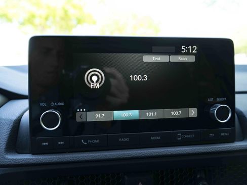 Used 2024 Honda CR-V Sport image 29