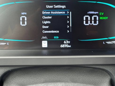 Used 2025 Hyundai Elantra Hybrid FWD image 26
