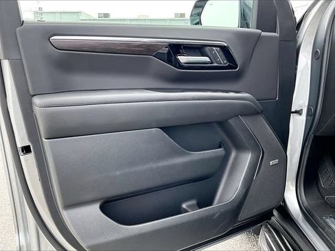 New 2026 Chevrolet Tahoe LT w/ Comfort Package AWD/4WD image 24