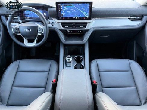New 2026 Ford Explorer Active w/ Active Comfort Package image 18