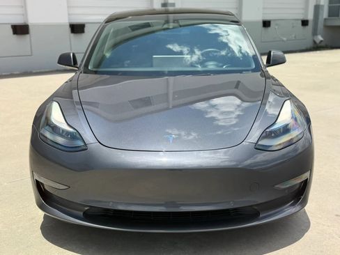 Used 2021 Tesla Model 3 Standard Range Plus RWD image 3