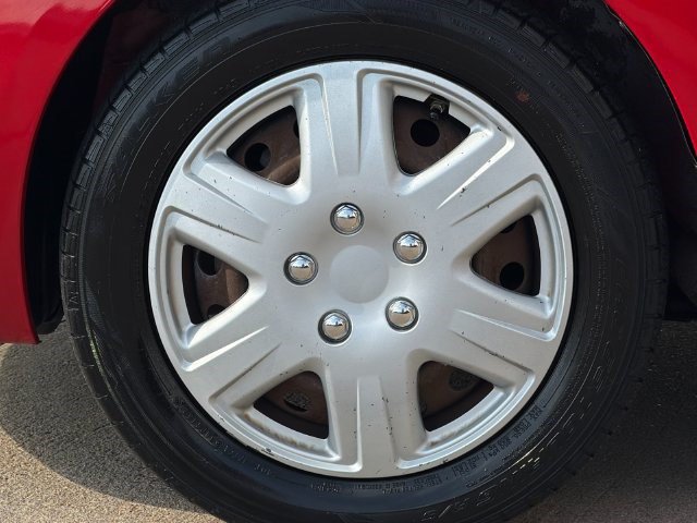 Used 2011 Toyota Yaris 2-Door Hatchback w/ Convenience Pkg FWD image 26