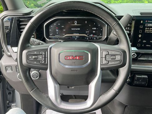 Used 2025 GMC Sierra 1500 SLT AWD/4WD image 13
