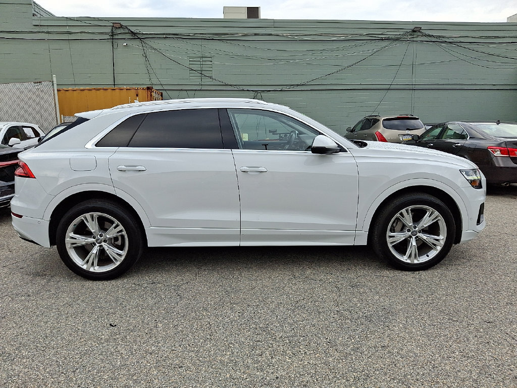 Used 2019 Audi Q8 Premium Plus w/ Premium Plus AWD/4WD image 8