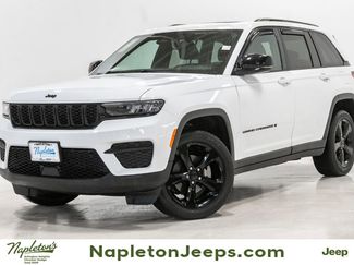 Used 2024 Jeep Grand Cherokee Altitude video 1