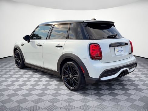Used 2024 MINI Cooper S FWD image 3