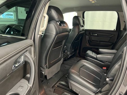 Used 2016 Chevrolet Traverse LT w/ Style and Technology Package AWD/4WD image 9
