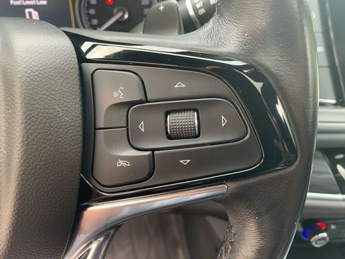 Used 2024 Buick Enclave Essence w/ Experience Buick Package AWD/4WD image 23