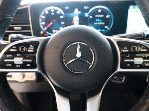 Used 2022 Mercedes-Benz GLS 450 4MATIC image 26