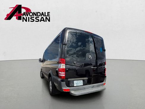 Used 2015 Mercedes-Benz Sprinter 2500 image 2