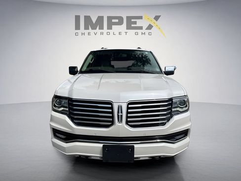 Used 2015 Lincoln Navigator 4WD image 8