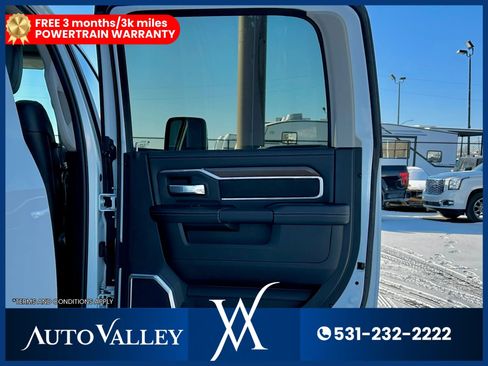 Used 2024 RAM 2500 Laramie AWD/4WD image 28