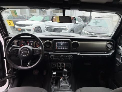 Used 2019 Jeep Wrangler Unlimited Sport S AWD/4WD image 10