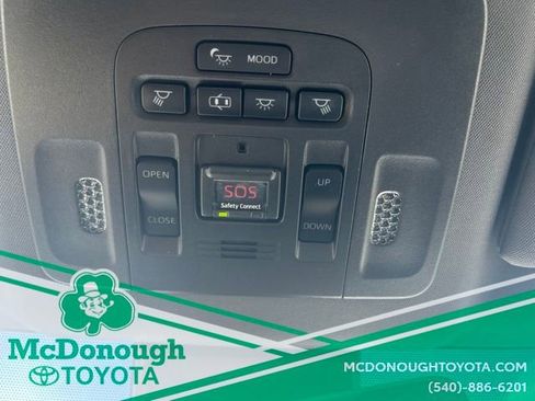 Used 2019 Toyota Avalon Limited w/ Advanced Safety Package FWD image 19