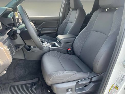 Used 2024 Toyota Tacoma SR5 w/ SR5 Upgrade Package RWD image 13