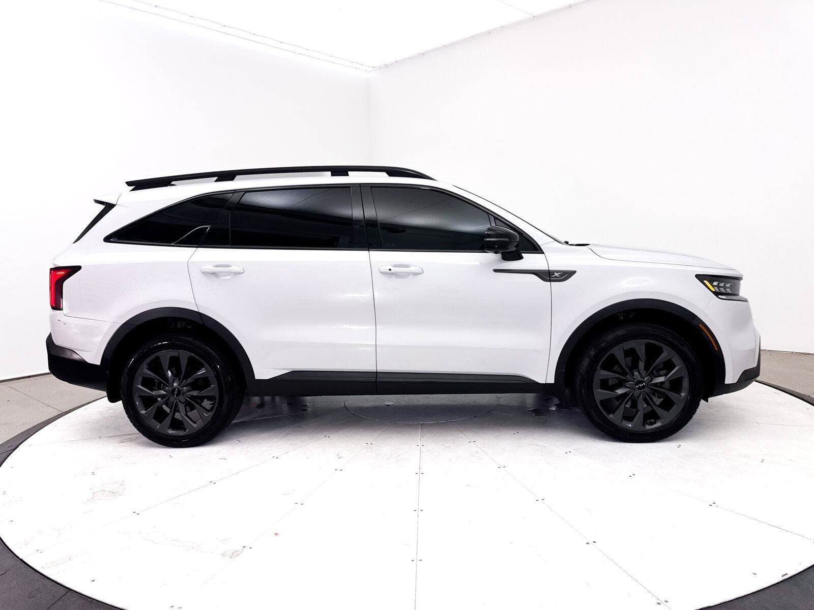 Used 2022 Kia Sorento SX Prestige w/ Rust Color Package AWD/4WD image 45