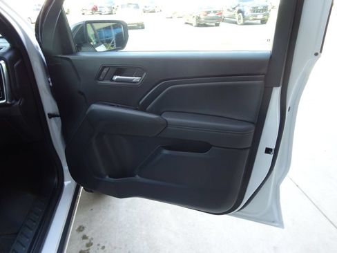 New 2026 GMC Canyon Elevation w/ Convenience Package RWD image 28