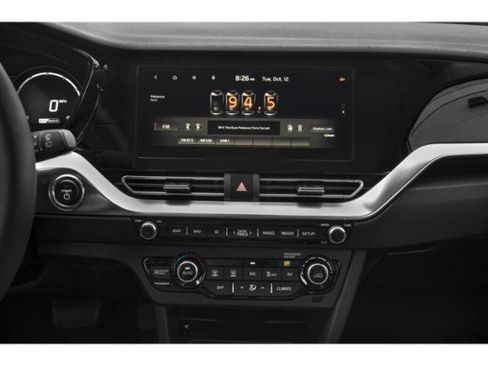 Used 2022 Kia Niro EX FWD image 7