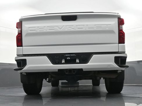 Used 2024 Chevrolet Silverado 1500 Custom AWD/4WD image 27